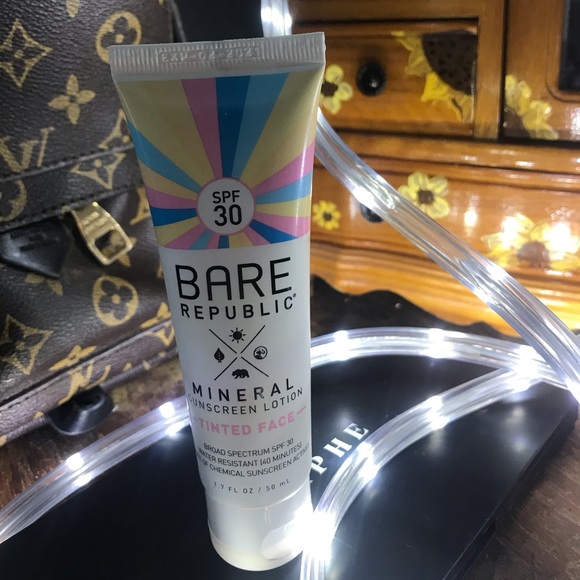 🐚MINERAL SUNSCREEN LOTION by “Bare Republic” - Picture 1 of 3